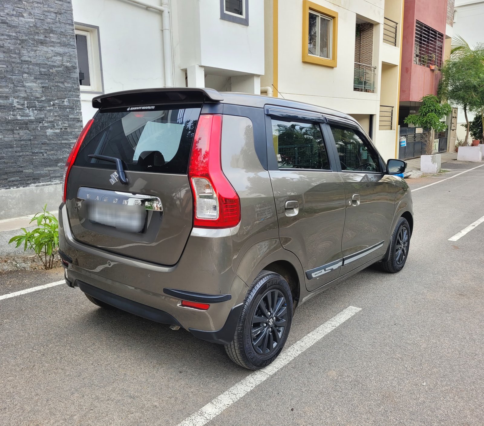WAGON-R ZXI+ AGS